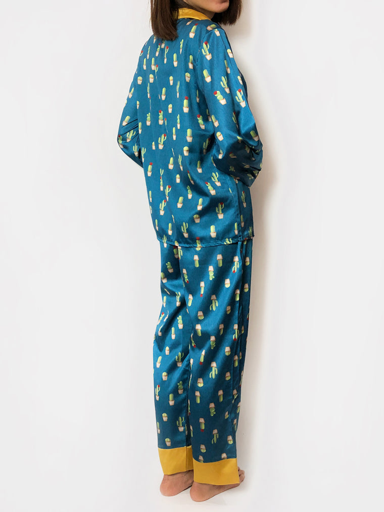 Women's cozy loungewear pajama sets