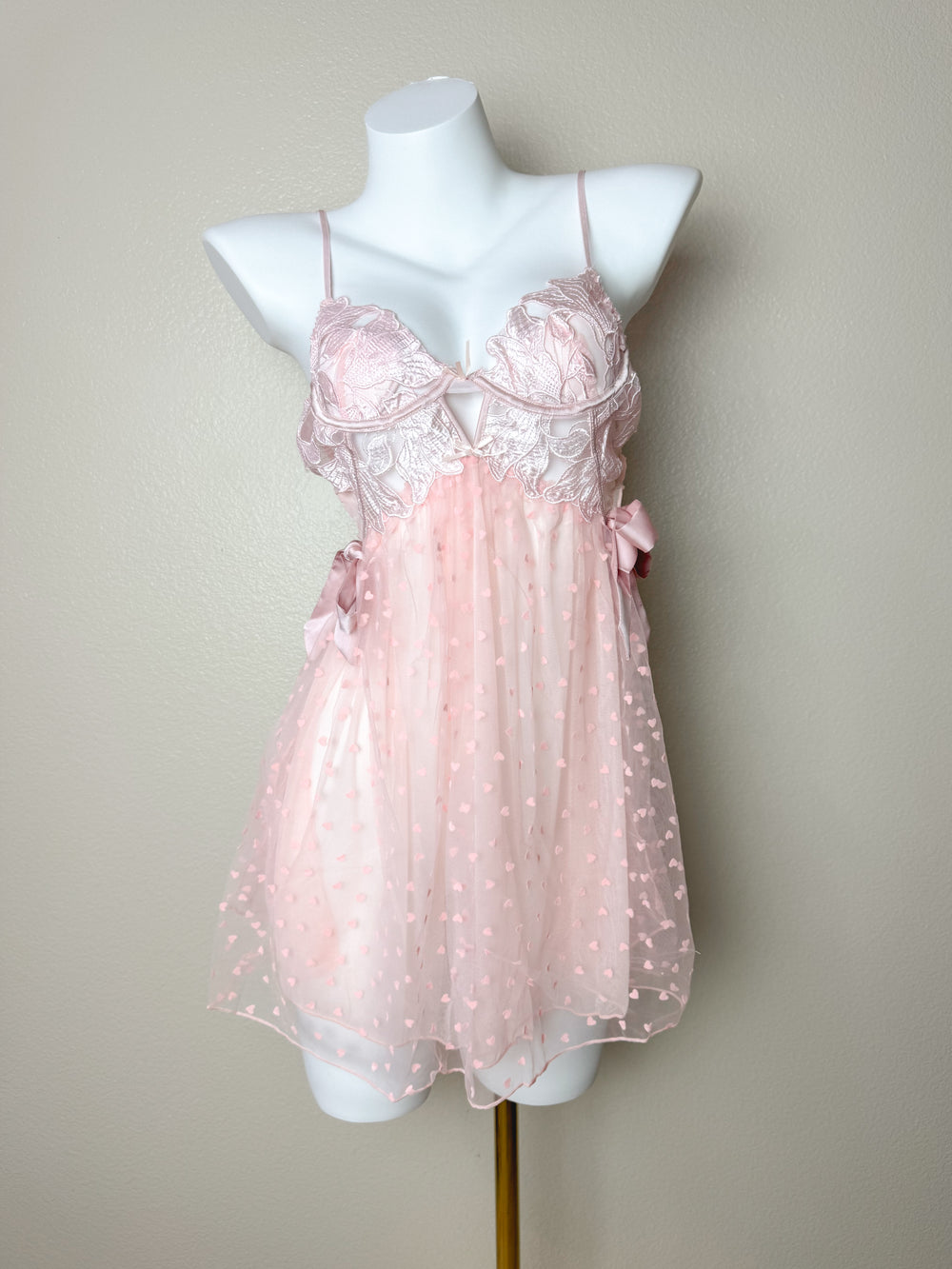 Pink Sheer Heart Pattern Side Slit Mesh Babydoll