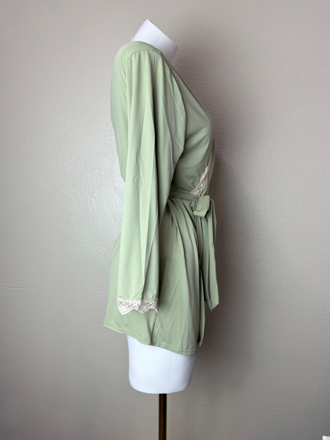 Green Stretchy Lace-Trim Robe