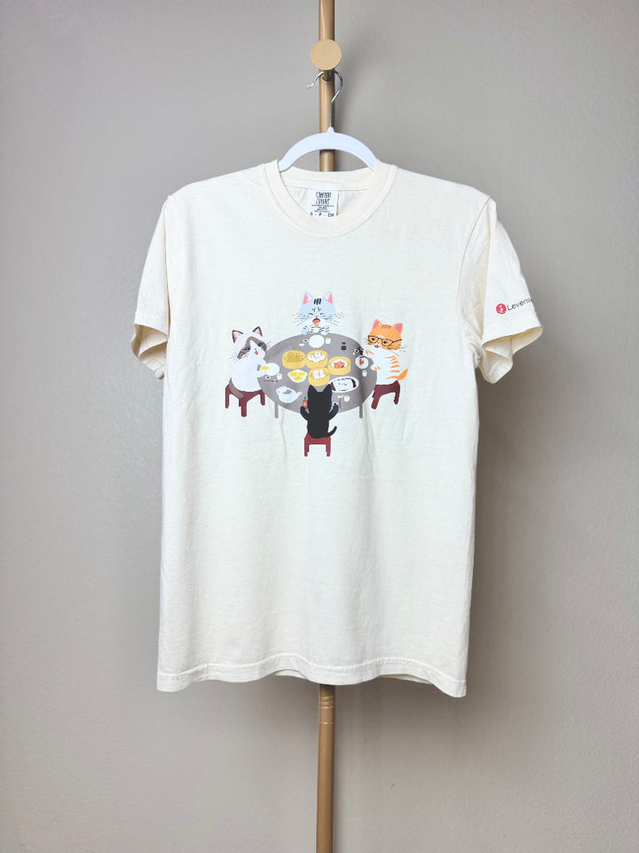 Cats Eating Dim Sum Unisex Heavyweight T-shirt - Ivory