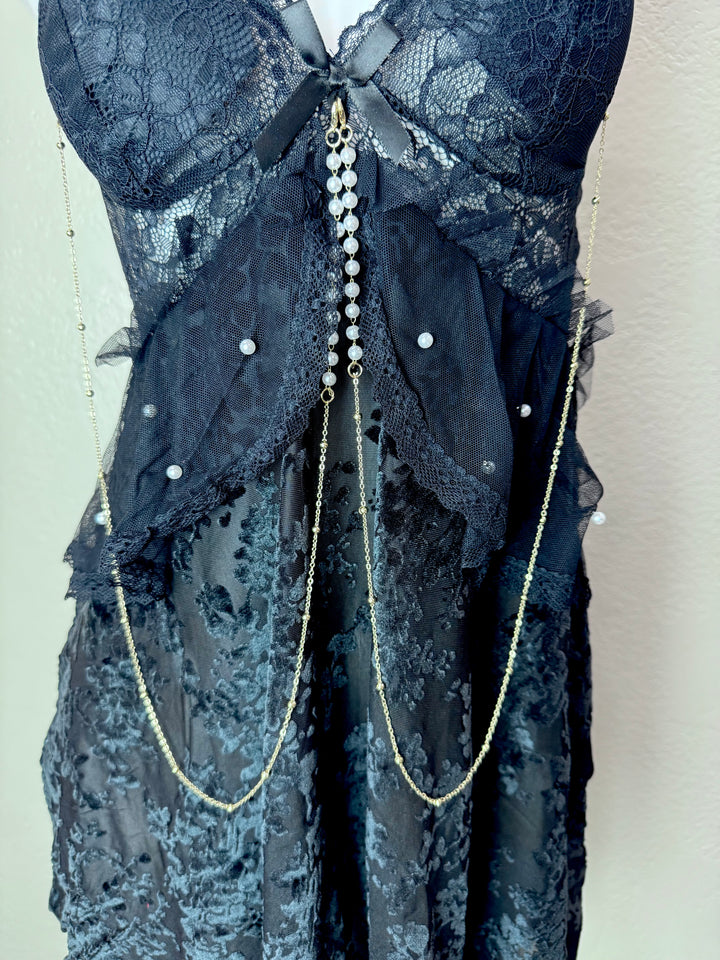 Black Pearl Velvet Slip -
