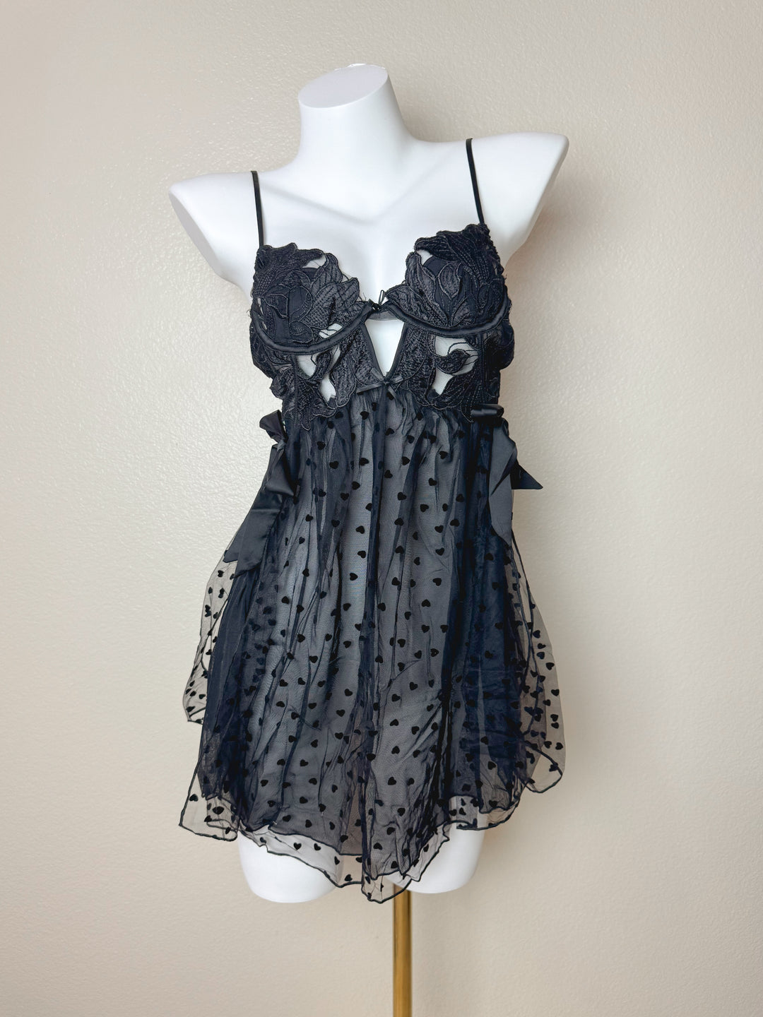 Black Sheer Heart Pattern Side Slit Mesh Babydoll