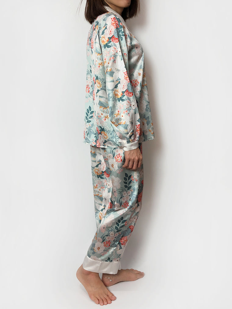 Women's cozy loungewear pajama sets